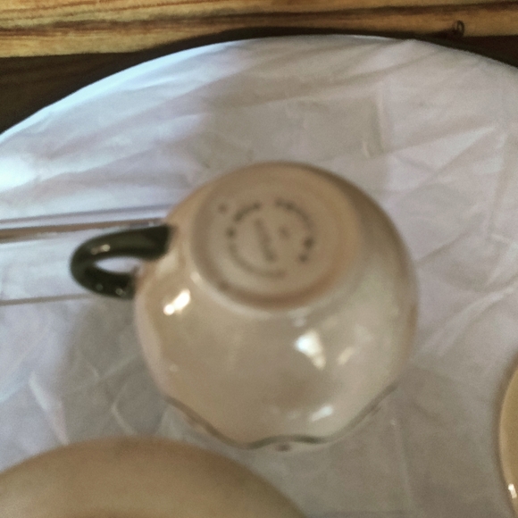 Mid Century Modern Cream and Green Ceramic Teacup Set - Picture 6 of 6